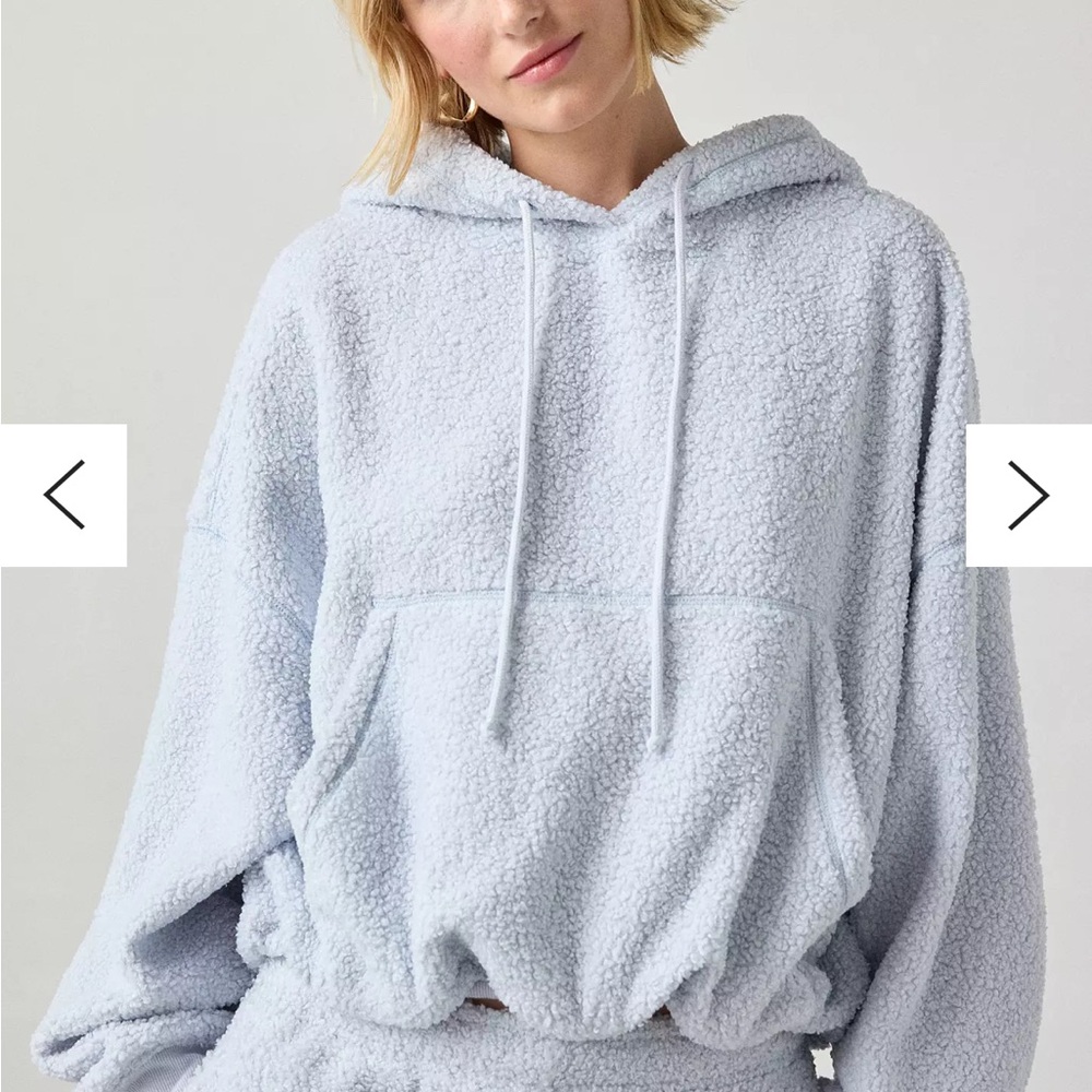 Cozy Light Blue Women's Sherpa Hoodie by Weekend Edition Size M